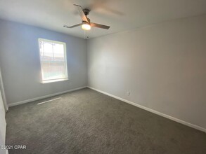 4002 E 11th St in Panama City, FL - Building Photo - Building Photo