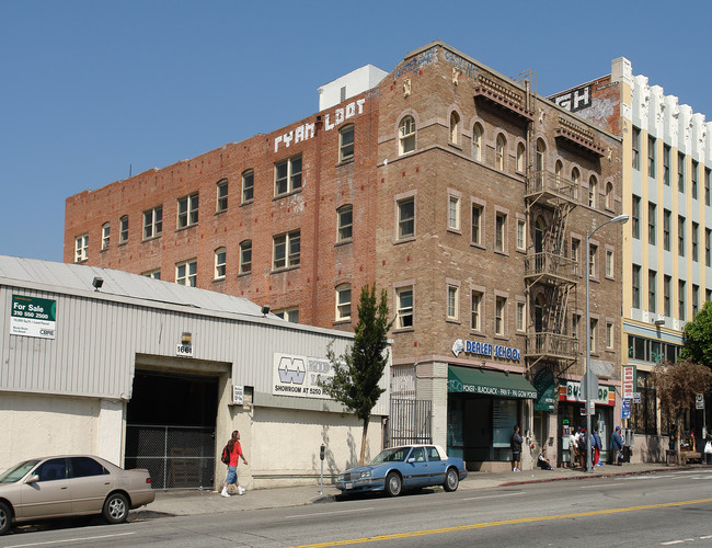 Bricker Apartments in Los Angeles, CA - Building Photo - Building Photo