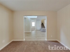 749 Mozart Dr in Greenfield, IN - Building Photo - Building Photo