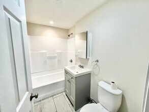 112 Adams St in Boston, MA - Building Photo - Building Photo