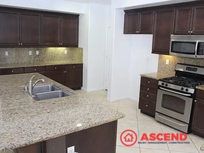 11904 Cactus Flower Ave in Bakersfield, CA - Building Photo - Building Photo