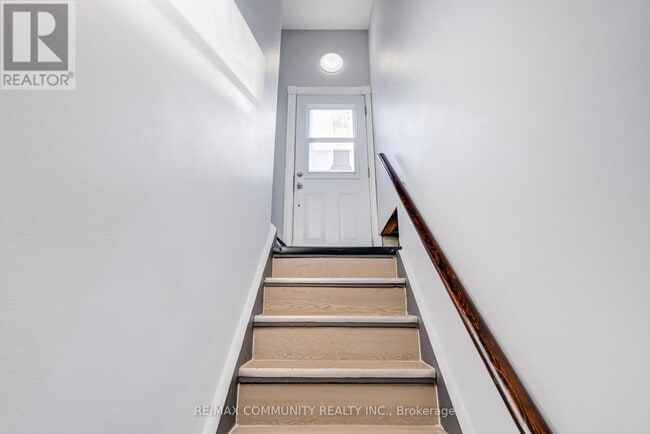 291 Poplar St in Oshawa, ON - Building Photo - Building Photo