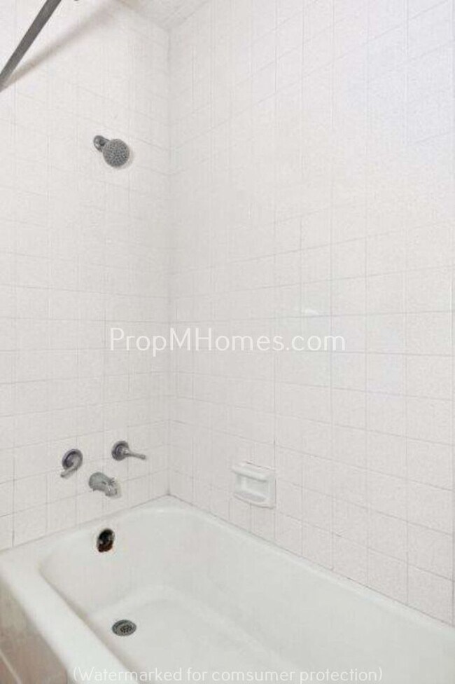 404 Ohio Pl in Sarasota, FL - Building Photo - Building Photo