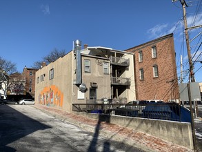 515-517 Main St in Stroudsburg, PA - Foto de edificio - Building Photo