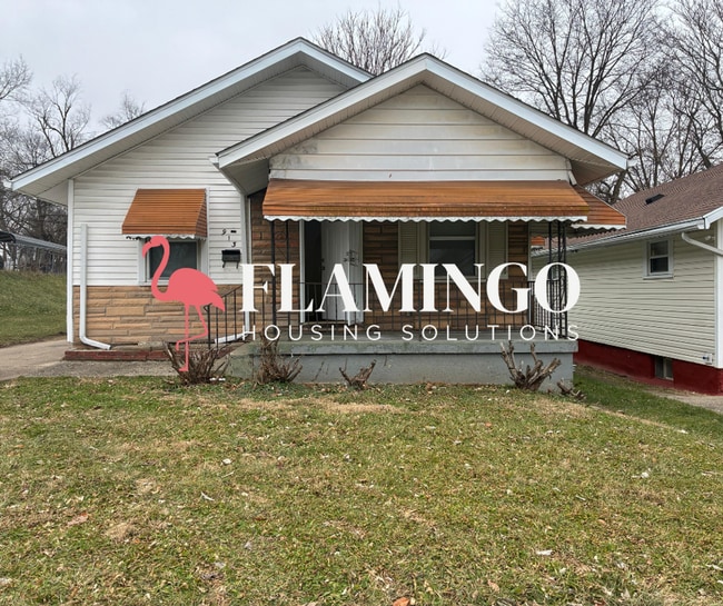 property at 913 Westwood Ave