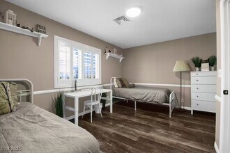 8465 W Wigwam Ave in Las Vegas, NV - Building Photo - Building Photo