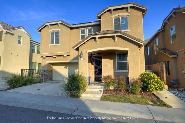 1010 Sagittaria Cir in Rocklin, CA - Building Photo - Building Photo