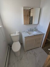 28600 W Grass Lake Rd in Spring Grove, IL - Building Photo - Building Photo