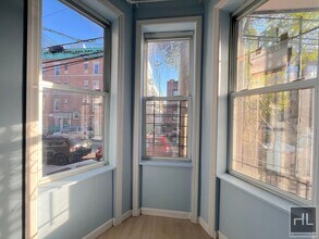 14-29 26th Ave-Unit -1B in Queens, NY - Building Photo - Building Photo
