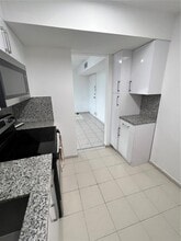 4717 NW 7th St in Miami, FL - Building Photo - Building Photo