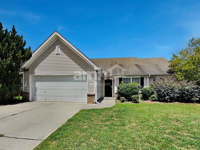 975 Donington Cir