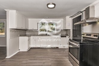 305 Virginia Ave in New Ellenton, SC - Foto de edificio - Building Photo