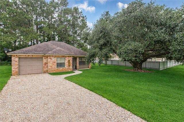 147 Gitz Ln in Madisonville, LA - Building Photo - Building Photo