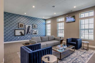 Thornton Hall in Reynoldsburg, OH - Foto de edificio - Interior Photo