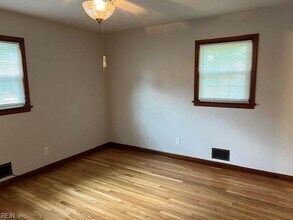 8485 Woodcock St in Norfolk, VA - Building Photo - Building Photo