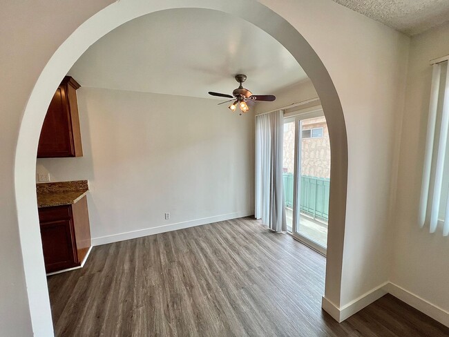 12737 Pacific Ave in Los Angeles, CA - Building Photo - Building Photo