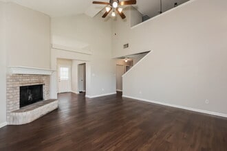 2400 Stagecoach St in Fort Worth, TX - Building Photo - Building Photo