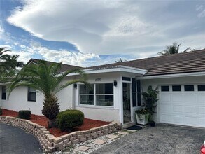 11781 NW 14th St in Plantation, FL - Building Photo - Building Photo