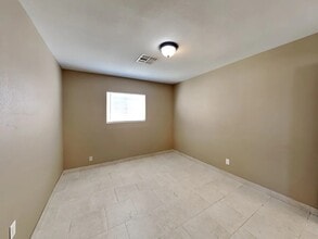 5046 W Tuckey Ln in Glendale, AZ - Building Photo - Building Photo