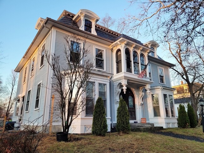 property at 2 Oak St