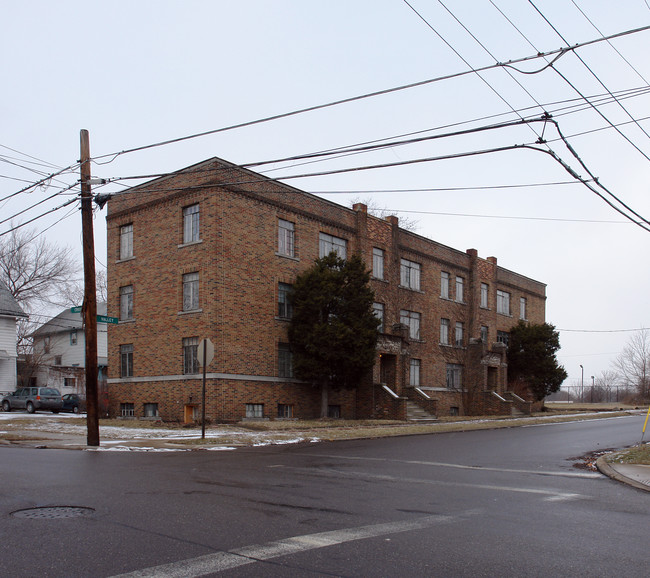 46-48 S Valley St in Akron, OH - Building Photo - Building Photo