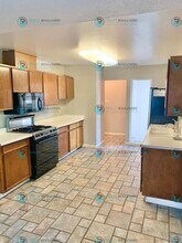 1430 Rayburn Dr in Reno, NV - Building Photo - Building Photo