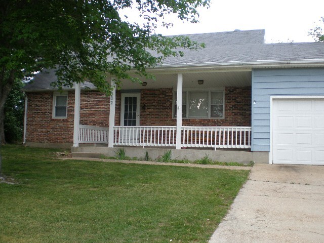 1502 Scenic Dr in Rolla, MO - Building Photo