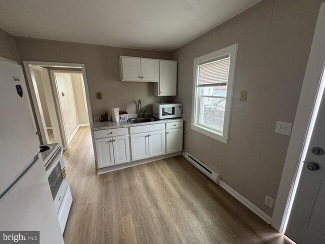 112 Academy Ave in Federalsburg, MD - Building Photo - Building Photo