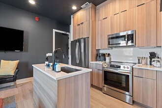 722 Mcferrin Ave in Nashville, TN - Building Photo - Building Photo