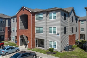 Augusta Meadows in Tomball, TX - Building Photo - Building Photo