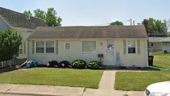 1206 9th Ave in Fulton, IL - Building Photo