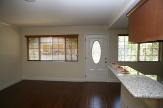 2732 Wilson Ave in Redding, CA - Foto de edificio - Building Photo