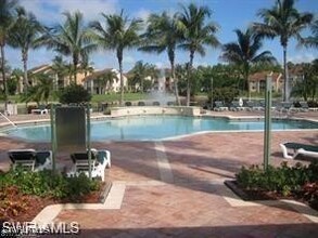 1160 Wildwood Lakes Blvd in Naples, FL - Building Photo - Building Photo