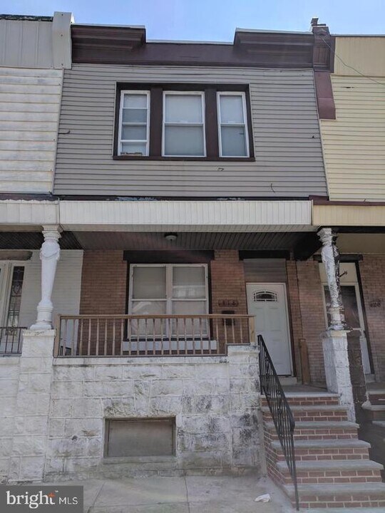 418 W Ritner St in Philadelphia, PA - Building Photo