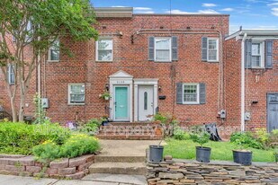 3110 Landover St in Alexandria, VA - Building Photo