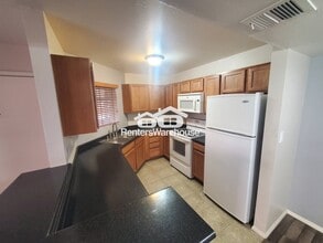 3845 E Greenway Rd in Phoenix, AZ - Building Photo - Building Photo