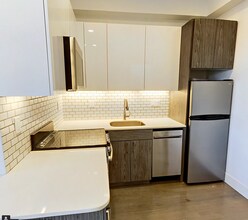 8 Berry St, Unit 35 in Boston, MA - Building Photo - Building Photo