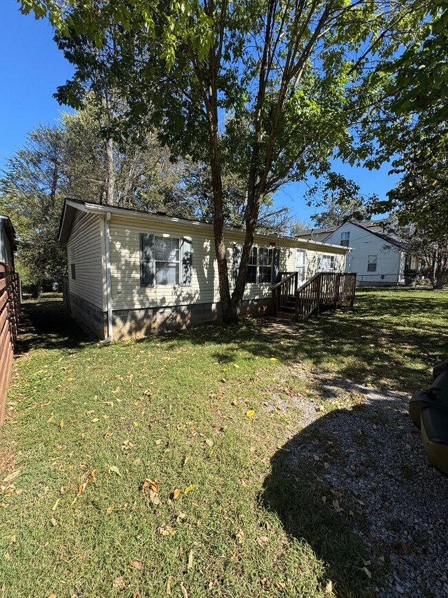 1505 Ward Ave in Nashville, TN - Building Photo - Building Photo