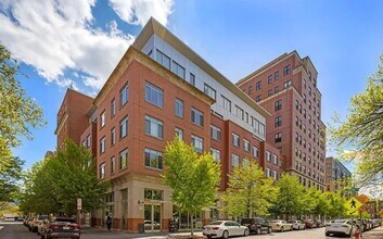 25 McWilliams Pl in Jersey City, NJ - Building Photo - Building Photo