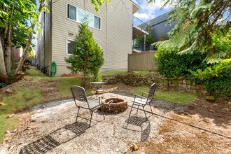 Waytcliff Apartments - Experience Capitol  in Seattle, WA - Building Photo - Building Photo