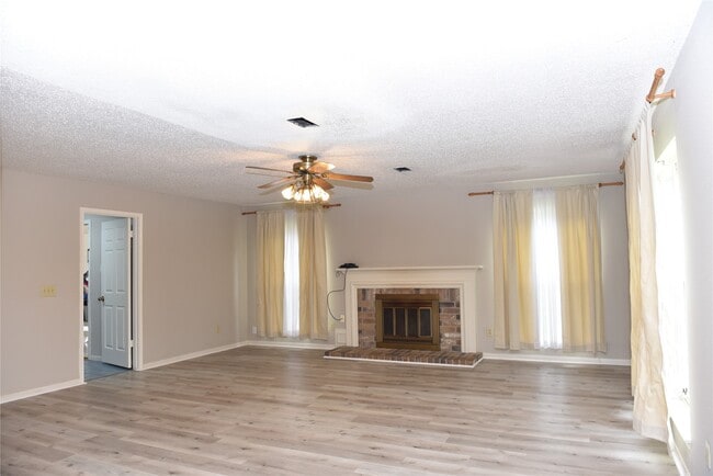 property at 9211 Rocky Valley Dr