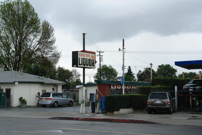 12614-12622 Lambert Rd in Whittier, CA - Building Photo - Building Photo