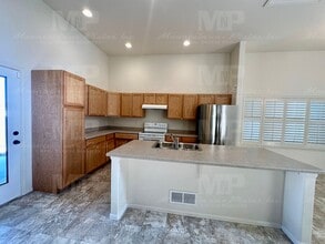 2685 Emerald St in Loveland, CO - Building Photo - Building Photo