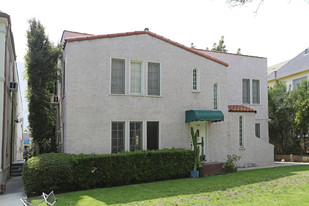 449 N Oakhurst Dr in Beverly Hills, CA - Building Photo