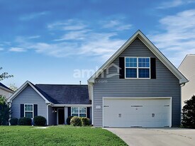 5306 Ian Dr in McLeansville, NC - Building Photo