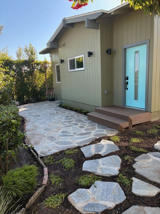 property at 1559 Winchester Ave