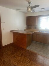 33 Linden St in Fall River, MA - Building Photo - Building Photo