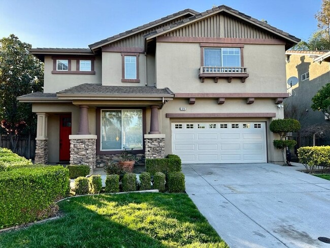 property at 826 Chynoweth Ct