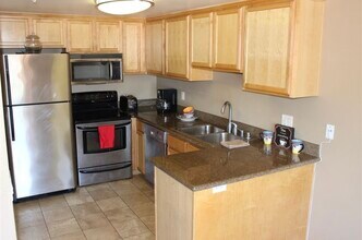 4205 Lamont St in San Diego, CA - Building Photo - Building Photo