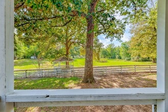156 CR 4430 in Spurger, TX - Building Photo - Building Photo